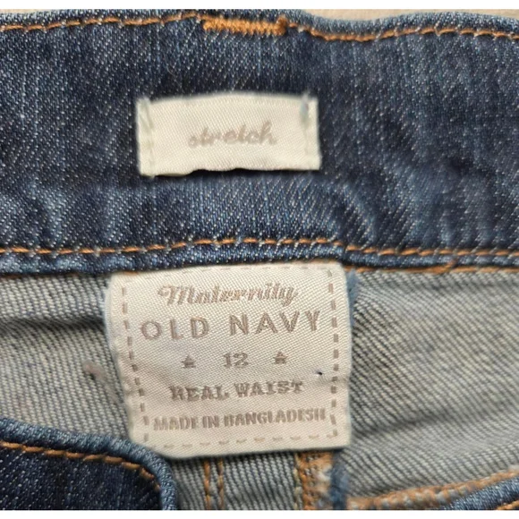 Women's Old Navy Maternity Jean Shorts Size 12 Blue - Picture 3 of 5